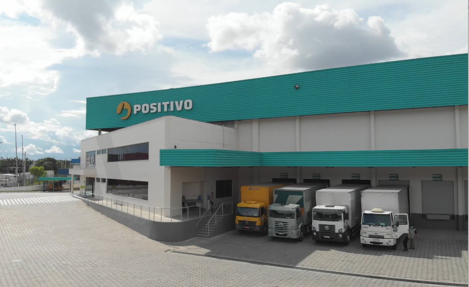 Positivo Tecnologia registra receita de R$ 887 milhões no quarto trimestre de 2020 e cresce 59% em relação ao ano anterior