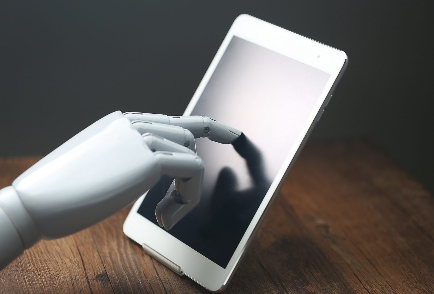 Verdades sobre inteligência artificial e robotização