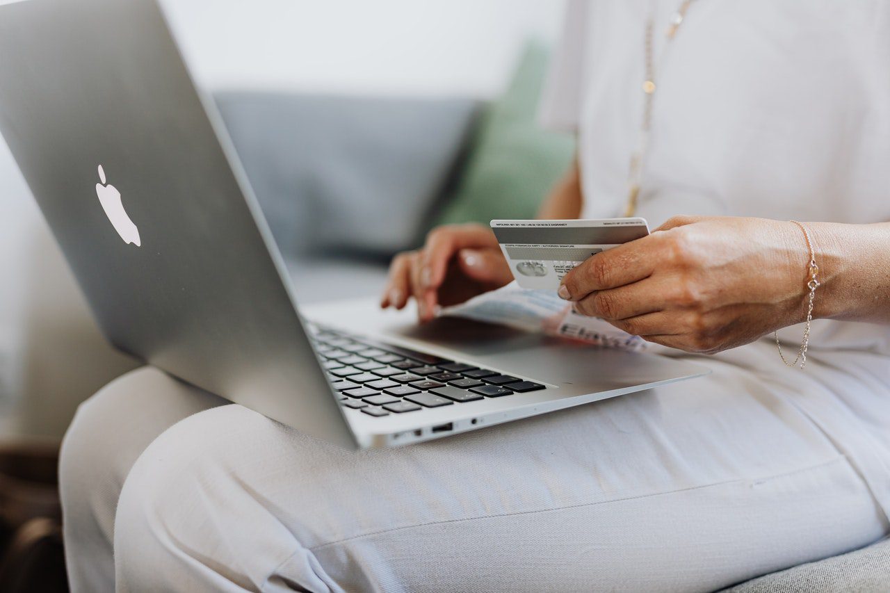 E-commerce brasileiro cresce o número de vendas em 2021