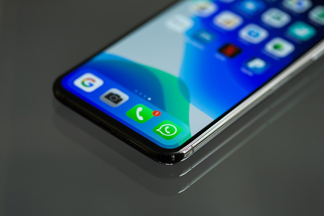 WhatsApp: veja benefícios da nova função que permite o uso de celular secundário