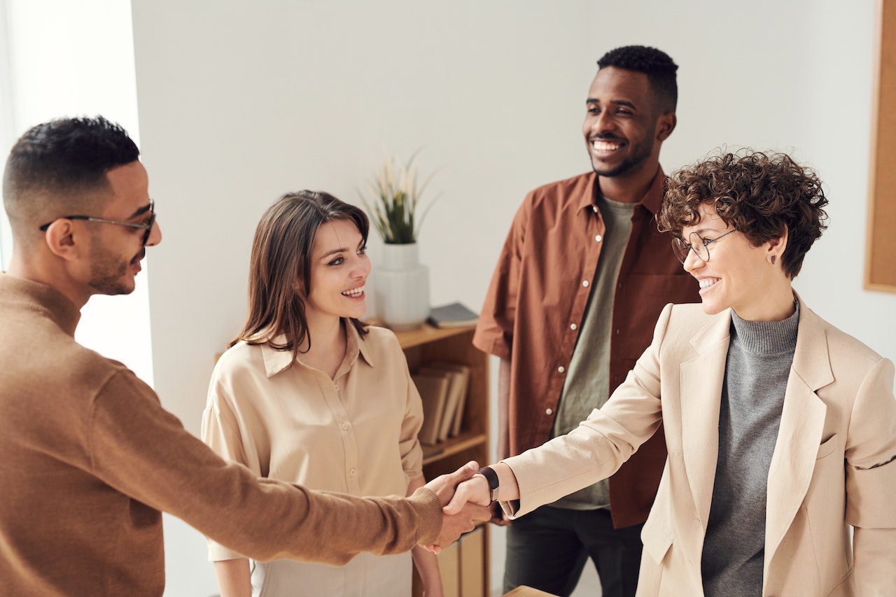 Startup que caça talentos de TI cria novo modelo de contratação e dribla falta de profissionais