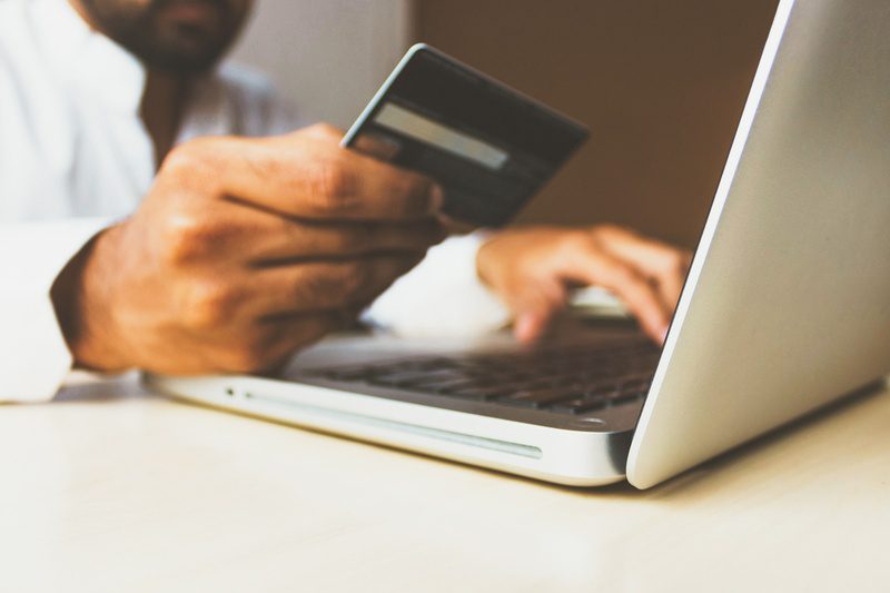 Marketplaces seguem em trajetória de crescimento e devem registrar expansão de 54% até 2024