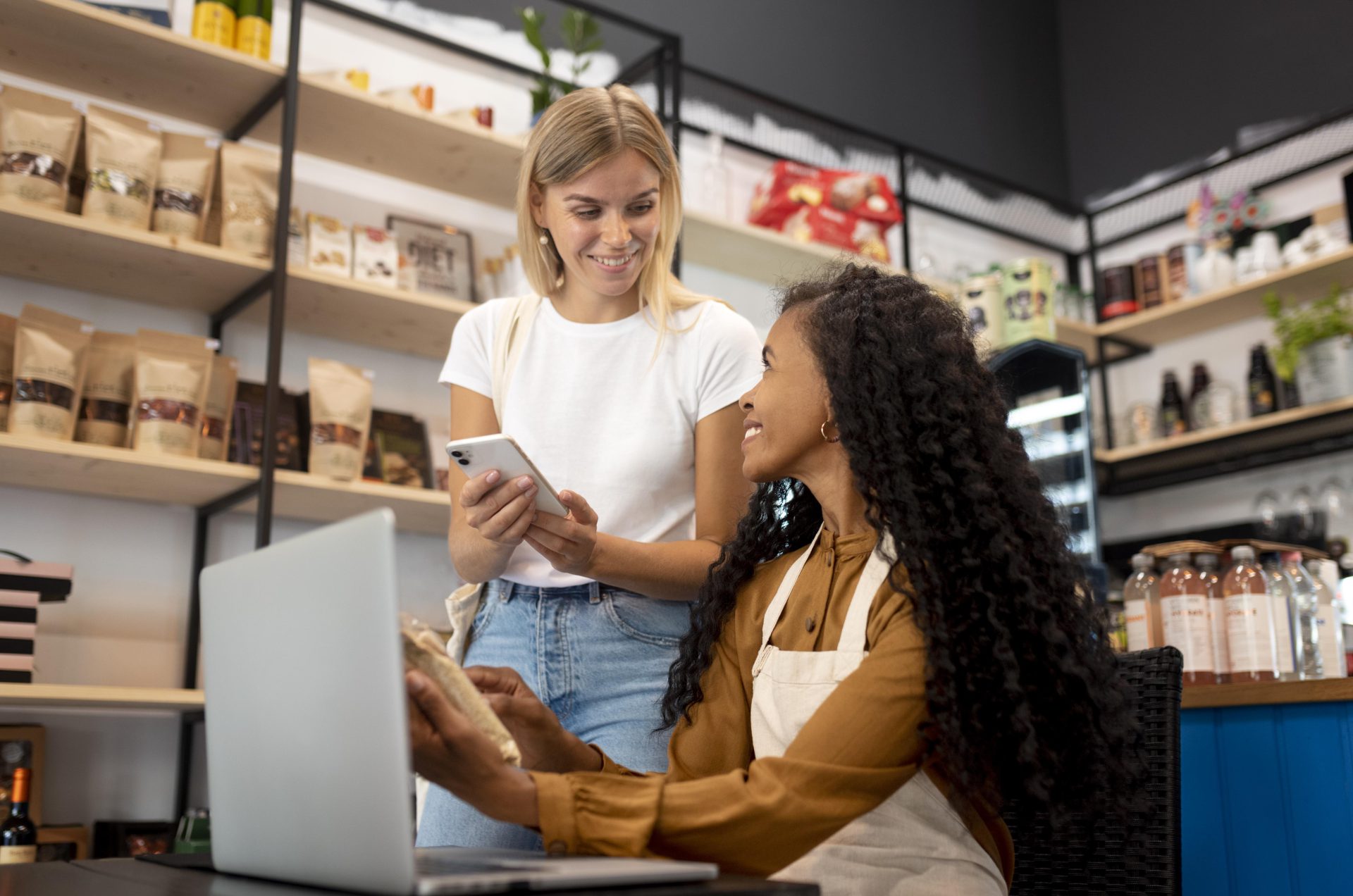 Empresas se unem para ampliar oferta de tecnologia para moda e varejo de todo o Brasil