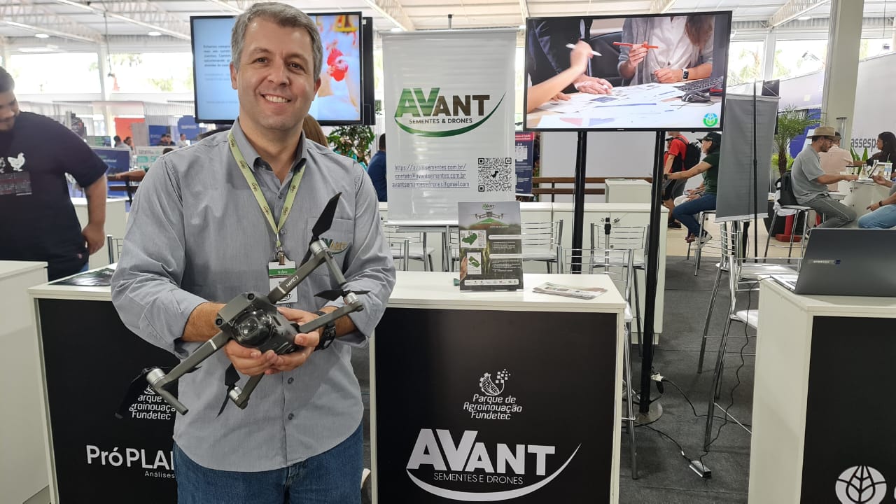 Startup apresenta tecnologia para pulverização localizada de herbicidas