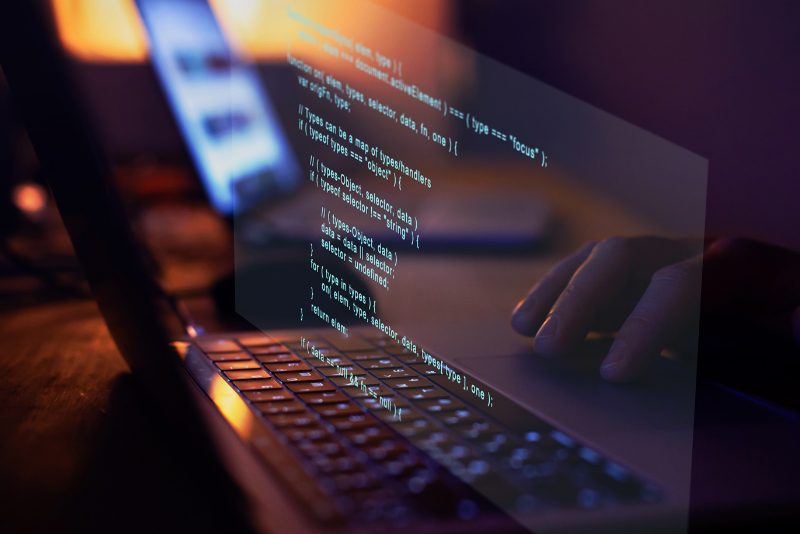Mercado global de low-code deve chegar a US$ 264,40 bilhões até 2032, impulsionado por IA e automação