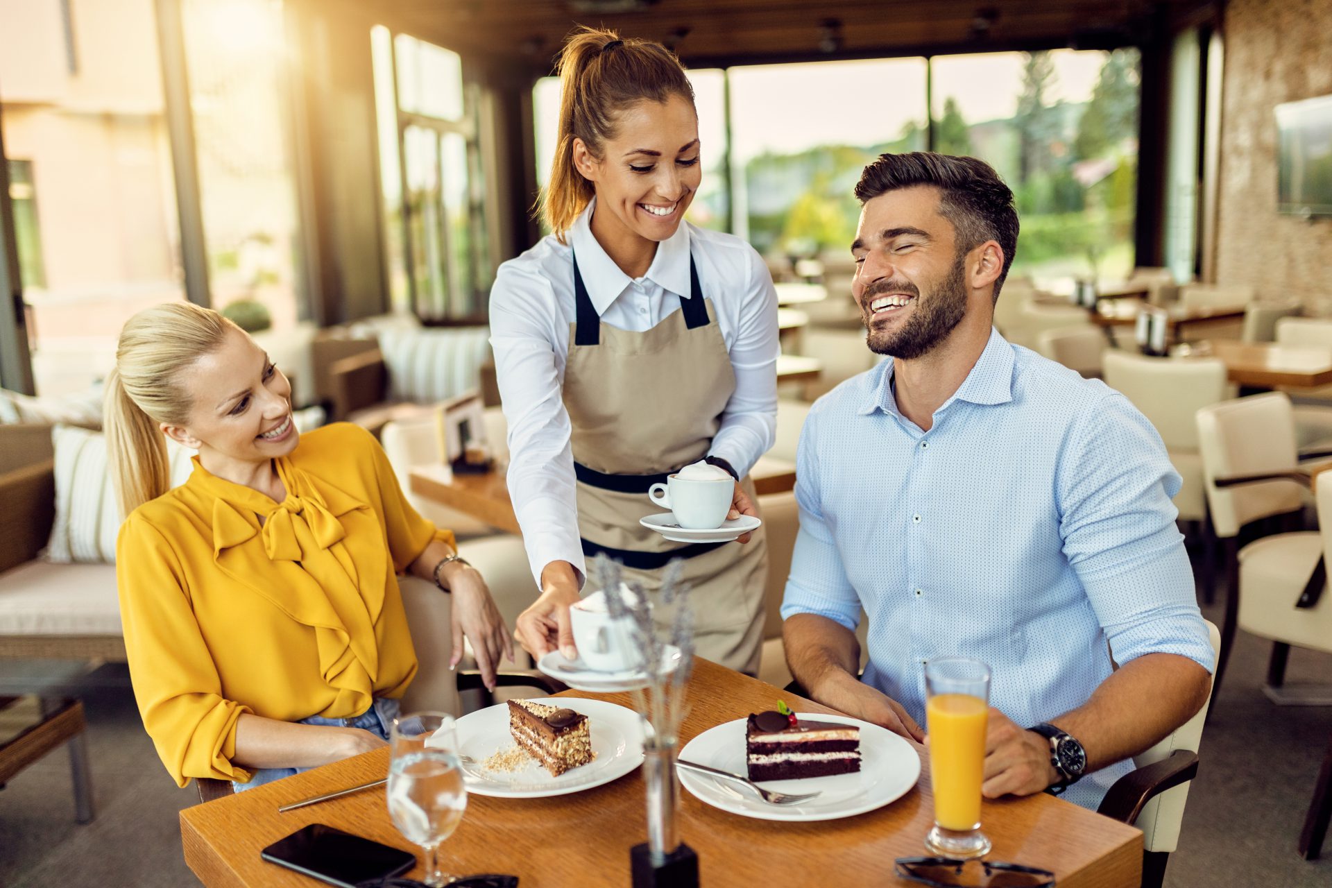 Tecnologia criada no Paraná antecipa movimento de clientes em restaurantes