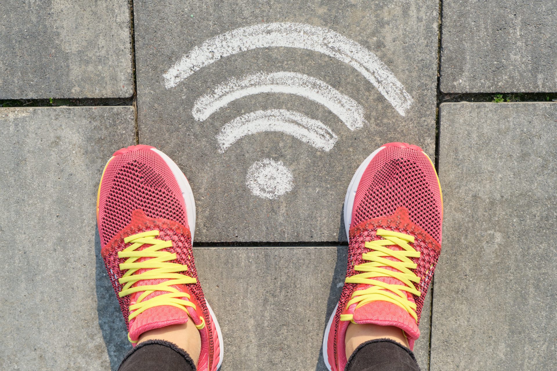 Antivírus não dispensa a atenção: cuidados com Wi-Fi gratuito e fraudes digitais