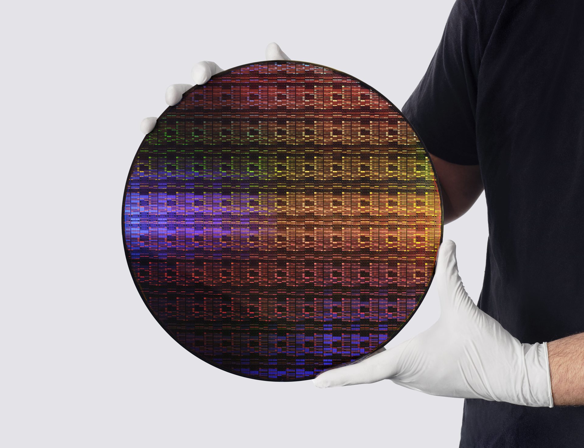 IBM apresenta a primeira tecnologia de Chip Sub-1 Nanômetro do mundo