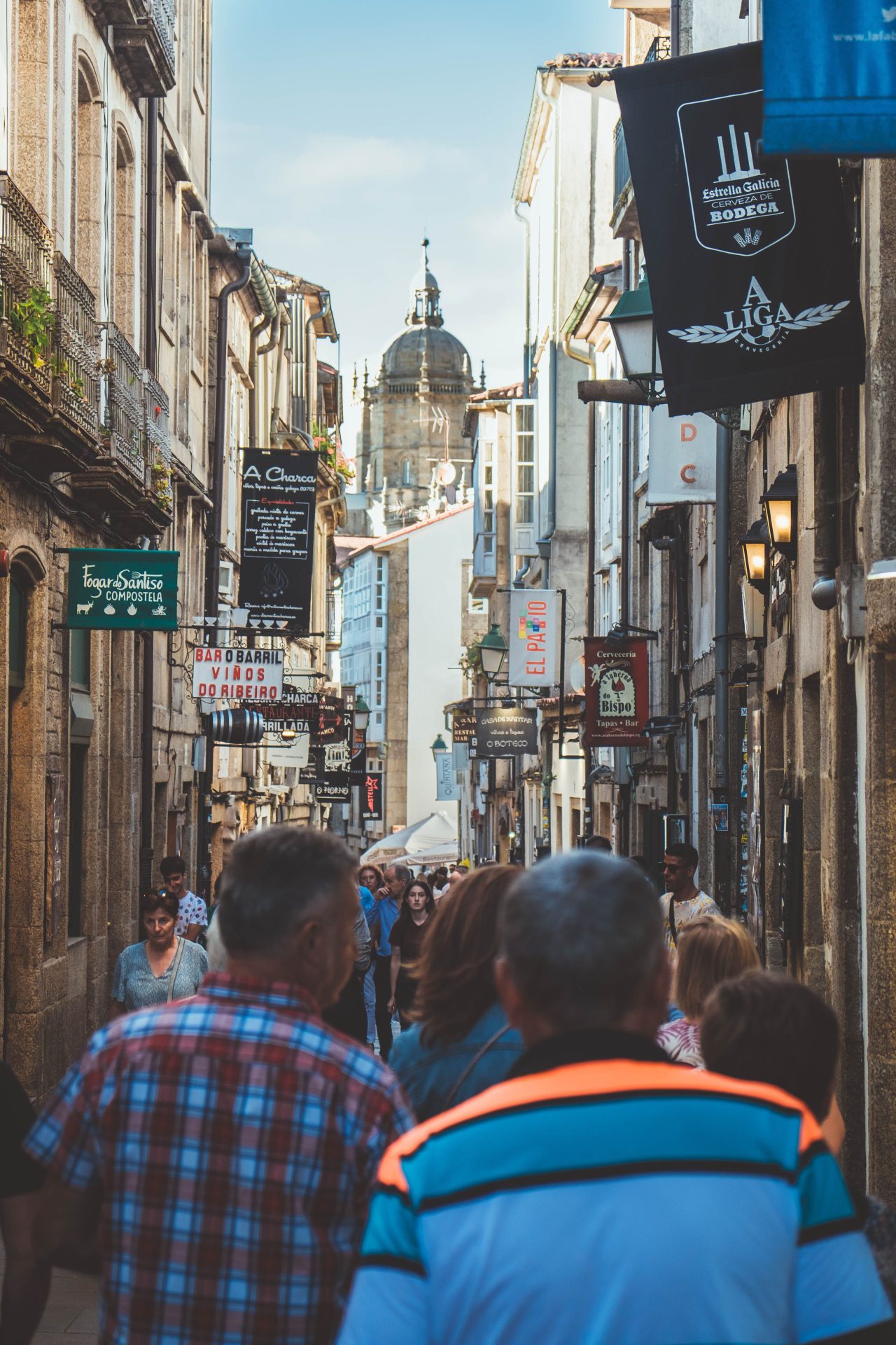 Até 2040, turismo global deve alcançar 2,4 bilhões de viajantes; tecnologia impulsiona eficiência no setor