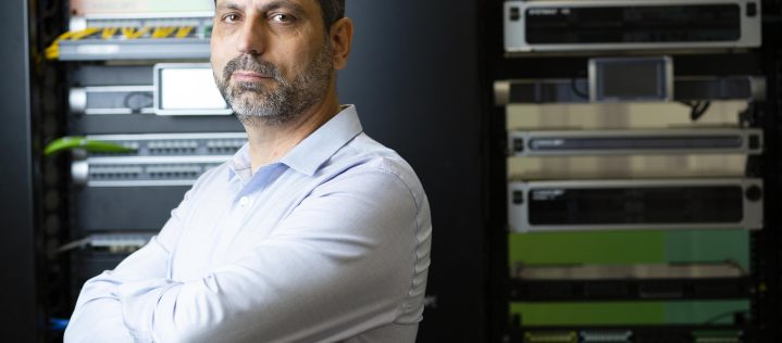 Luís Domingues é o engenheiro sênior responsável pela área de engenharia de sistemas da CommScope para o Brasil